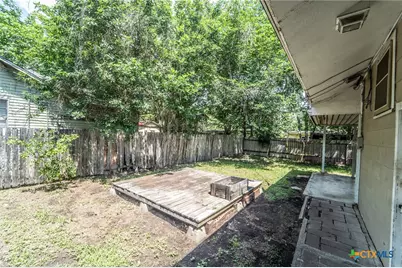 1612 E Mesquite Lane, Victoria, TX 77901 - Photo 12