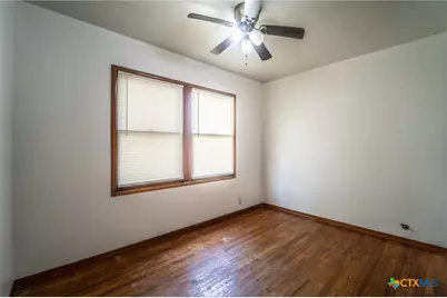 1612 E Mesquite Lane, Victoria, TX 77901 - Photo 6