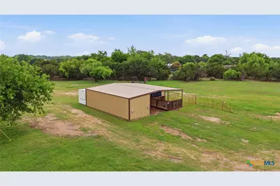 2001 W Fm 580, Lampasas, TX 76550 - Photo 34