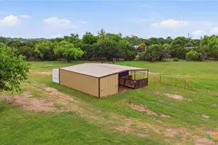 2001 W Fm 580, Lampasas, TX 76550 - Photo 34