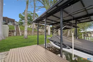 230 Lee St, Seguin, TX 78155 - Photo 6