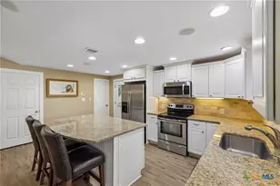 230 Lee St, Seguin, TX 78155 - Photo 18
