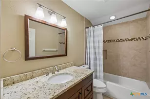 230 Lee St, Seguin, TX 78155 - Photo 24