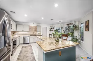 231 Samantha Dr, Schertz, TX 78154 - Photo 8