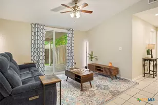 812 Evergreen Dr, Killeen, TX 76541 - Photo 2