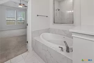 1435 Oaklawn Dr, New Braunfels, TX 78132 - Photo 16