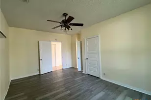 902 N 1st St, Temple, TX 76501 - Photo 12