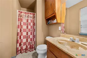 401 N 14th St, Buckholts, TX 76518 - Photo 18