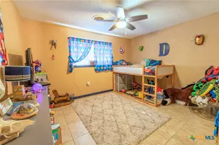 1707 E Fourth St, Lampasas, TX 76550 - Photo 24