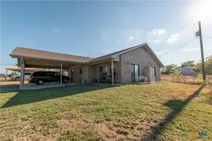 1707 E Fourth St, Lampasas, TX 76550 - Photo 32