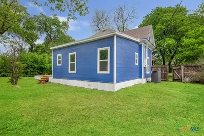 607 W 3rd Street, Eddy, TX 76524 - Photo 26