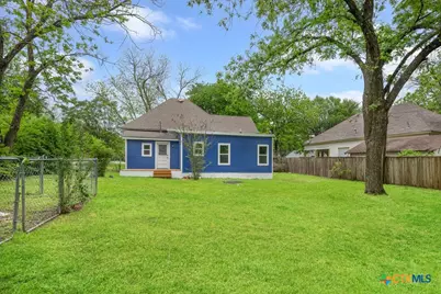607 W 3rd Street, Eddy, TX 76524 - Photo 28