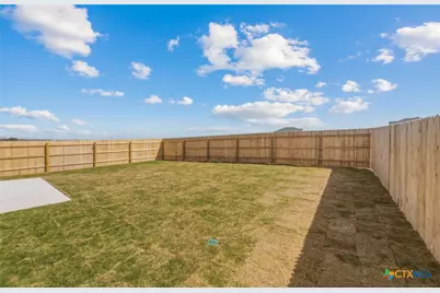 174 Green Berets Bend, Jarrell, TX 76537 - Photo 18