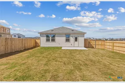 174 Green Berets Bend, Jarrell, TX 76537 - Photo 16