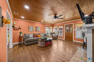 312 Gerald Dr, Blanco, TX 78606 - Photo 4