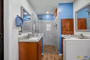 312 Gerald Dr, Blanco, TX 78606 - Photo 16