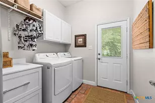 326 Redbird Ln, Kingsbury, TX 78638 - Photo 20