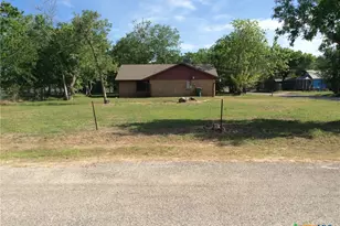 606 Woodworth St, Cuero, TX 77954 - Photo 6