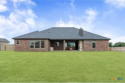 301 Rodeo Road, Salado, TX 76571 - Photo 40