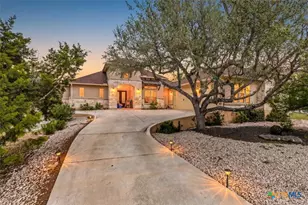 1930 Rothschild, New Braunfels, TX 78132 - Photo 4
