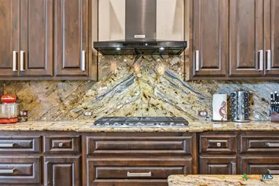 1930 Rothschild, New Braunfels, TX 78132 - Photo 16