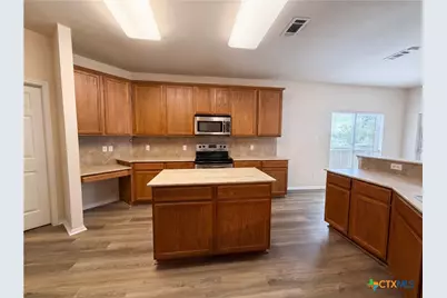 312 Crowfoot Drive, Harker Heights, TX 76548 - Photo 2