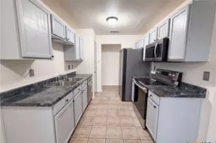 2708 Timberline Dr, Killeen, TX 76543 - Photo 2