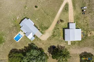 98 Co Rd 957B, Schulenburg, TX 78956 - Photo 32