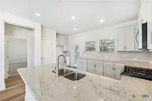 113 Dakota Ridge, San Antonio, TX 78108 - Photo 8