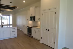 3225 Tortuga Ct, Belton, TX 76513 - Photo 8