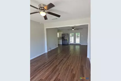 919 Holly Street, Copperas Cove, TX 76522 - Photo 2