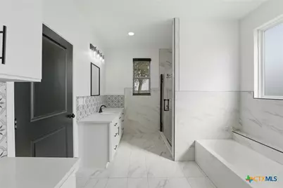 1 Post Oak Street, Gonzales, TX 78629 - Photo 20