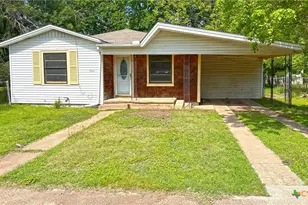 1106 S 7th St, Copperas Cove, TX 76522 - Photo 2