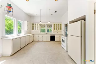 1306 N 15th St, Temple, TX 76501 - Photo 12