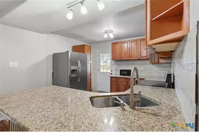 488 Alamo Beach Avenue, Port Lavaca, TX 77979 - Photo 8