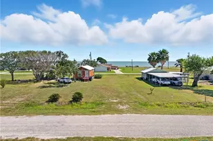 488 Alamo Beach Ave, Port Lavaca, TX 77979 - Photo 32