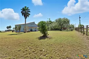 488 Alamo Beach Ave, Port Lavaca, TX 77979 - Photo 4