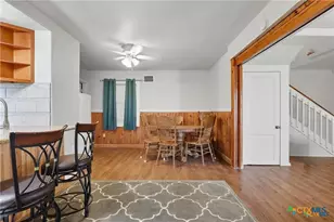 488 Alamo Beach Ave, Port Lavaca, TX 77979 - Photo 12