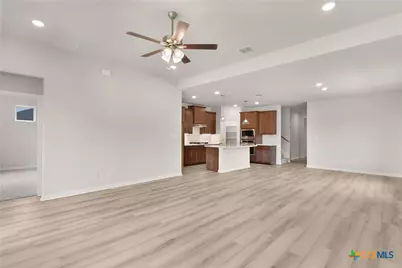 1850 Pining Street, New Braunfels, TX 78132 - Photo 6