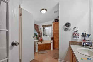 10473 Co Rd 15, Hallettsville, TX 77964 - Photo 12