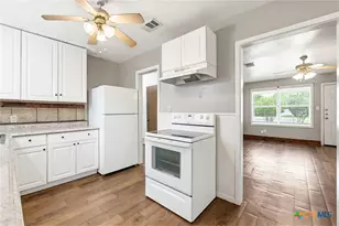 1009 S 5th St, Copperas Cove, TX 76522 - Photo 8