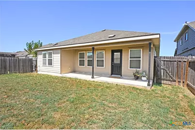447 Agave Flats Drive, New Braunfels, TX 78130 - Photo 6