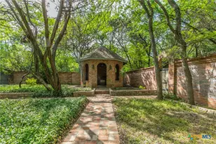 2518 Marlandwood Rd, Temple, TX 76502 - Photo 36