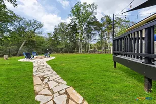 142 Carriage Ct, Bastrop, TX 78602 - Photo 32