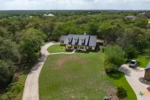 142 Carriage Ct, Bastrop, TX 78602 - Photo 44