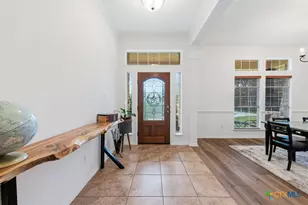 142 Carriage Ct, Bastrop, TX 78602 - Photo 6