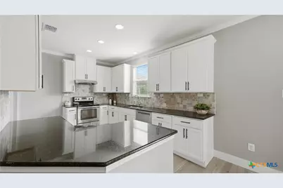 3933 Legend Pond Drive, New Braunfels, TX 78130 - Photo 24