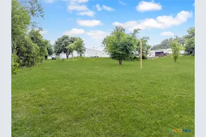 2302 E Adams Avenue, Temple, TX 76501 - Photo 2