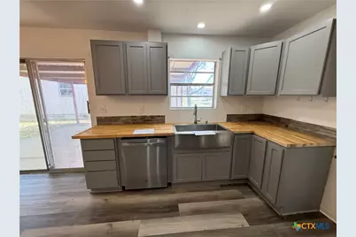801 Meadowlark Street, Hamilton, TX 76531 - Photo 14