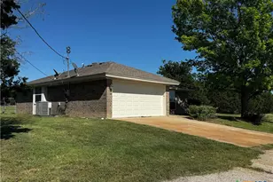 397 County Rd 3367, Kempner, TX 76539 - Photo 2